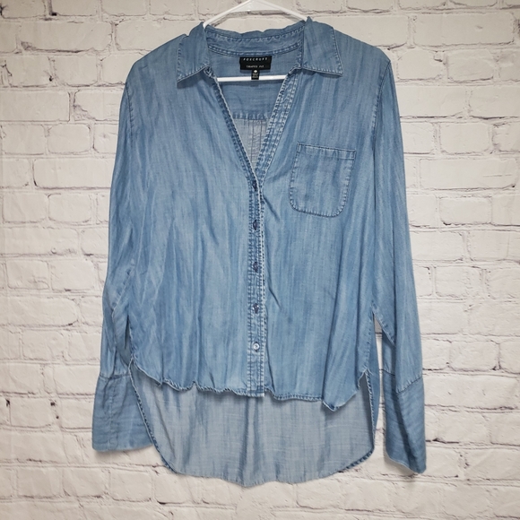 Foxcroft Tops - Foxcroft High Low Shaped Fit Chambray Button Down